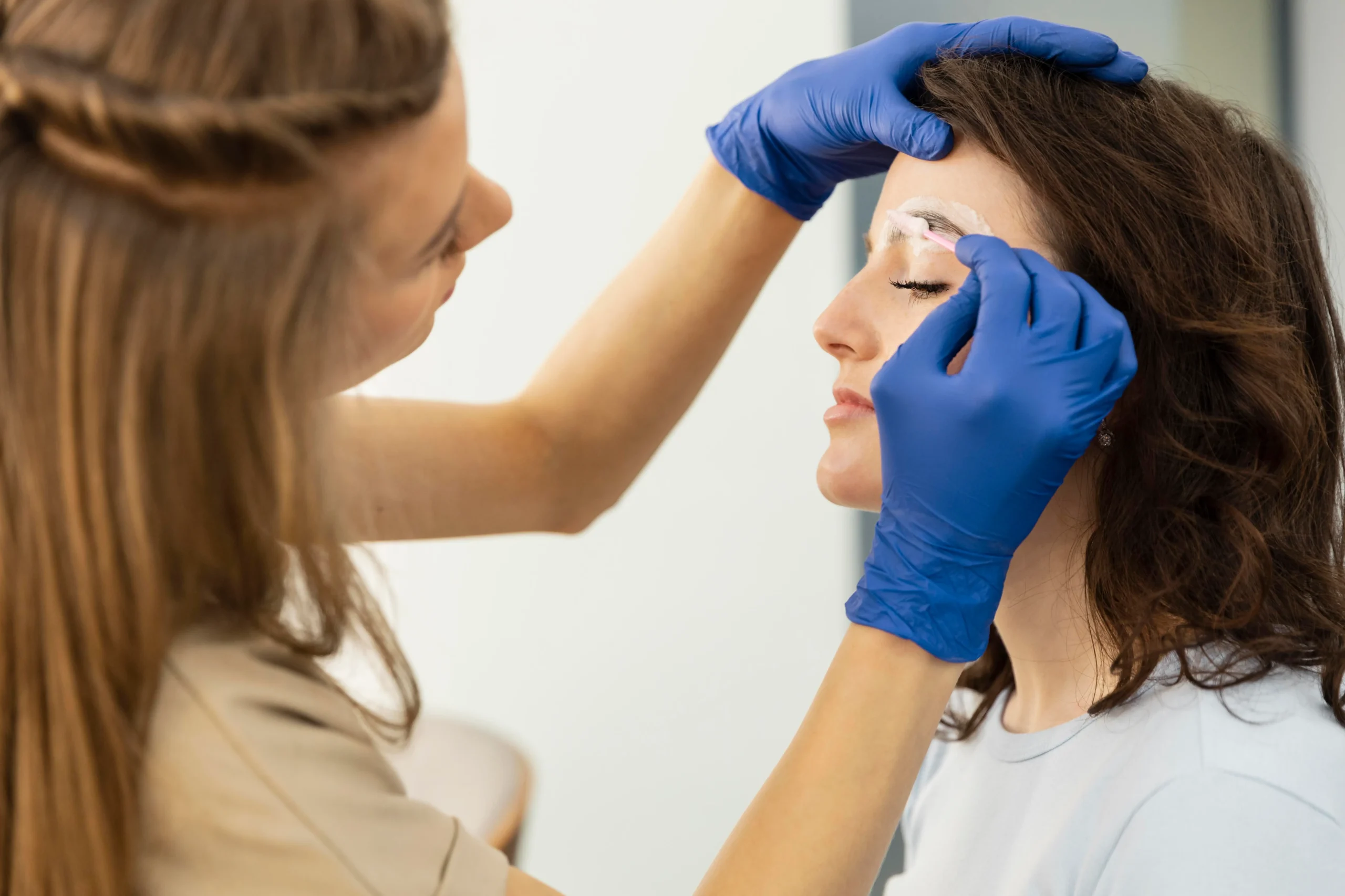 Eyelid Surgery Recovery: What Professionals Need to Know